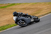 anglesey-no-limits-trackday;anglesey-photographs;anglesey-trackday-photographs;enduro-digital-images;event-digital-images;eventdigitalimages;no-limits-trackdays;peter-wileman-photography;racing-digital-images;trac-mon;trackday-digital-images;trackday-photos;ty-croes